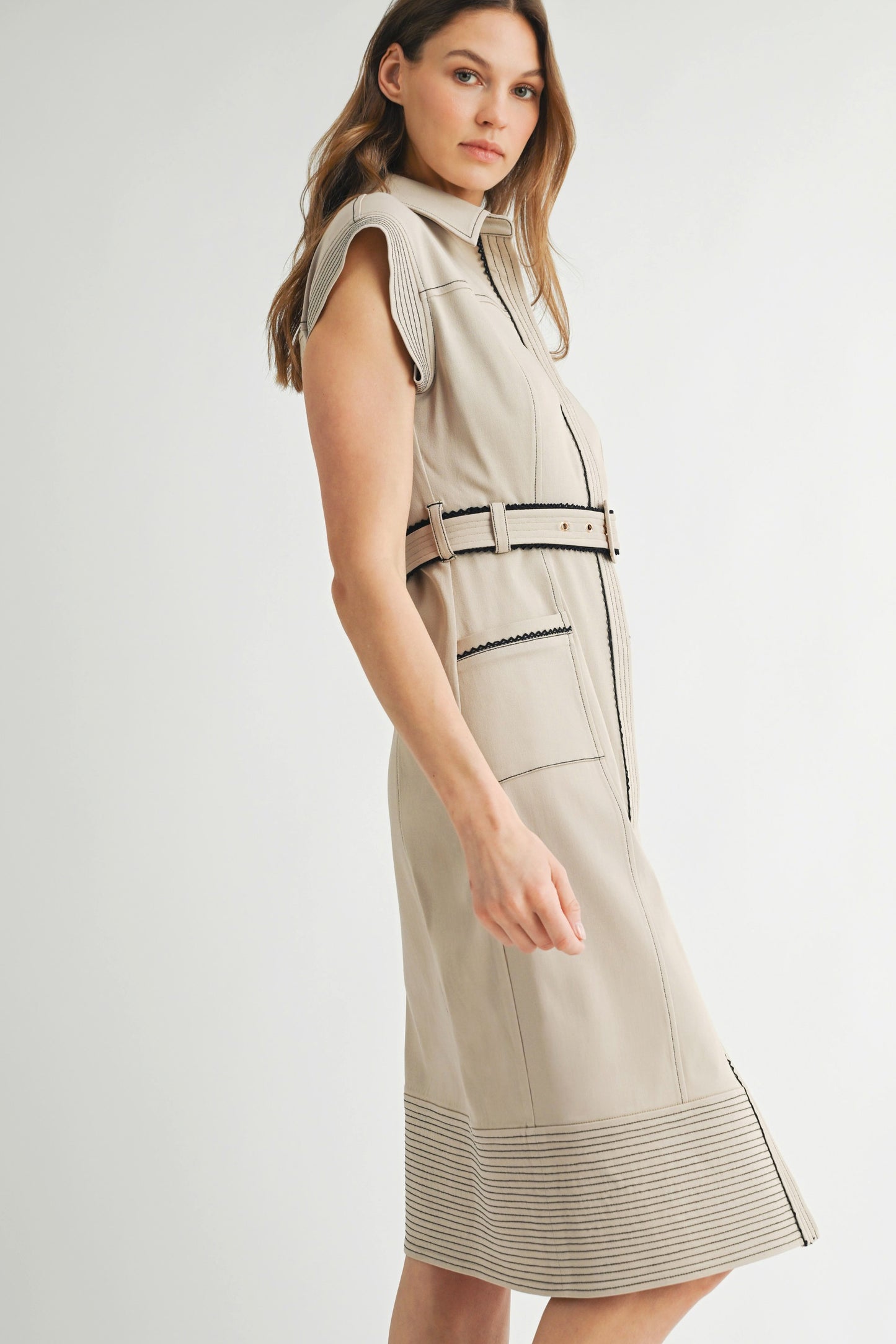 Collared Cream