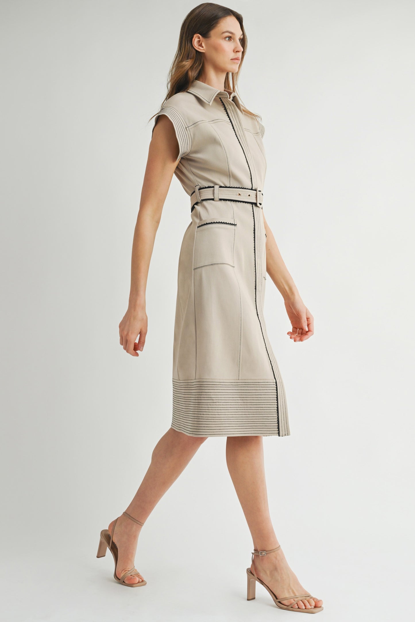 Collared Cream