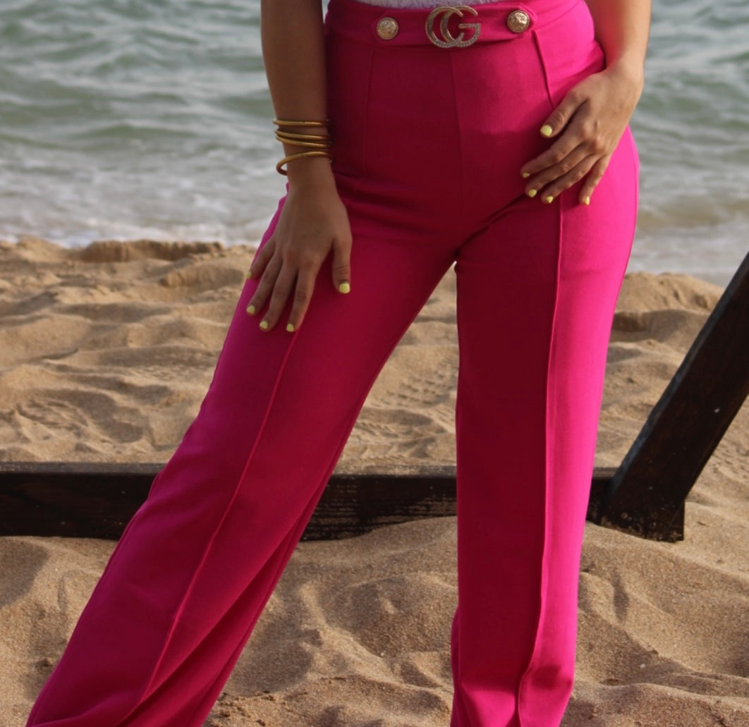 B. Pink