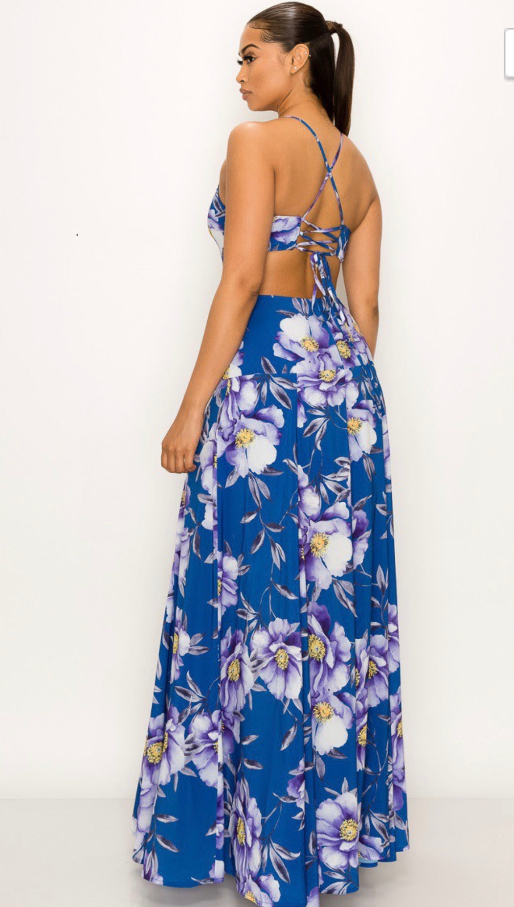 White flower blue maxi